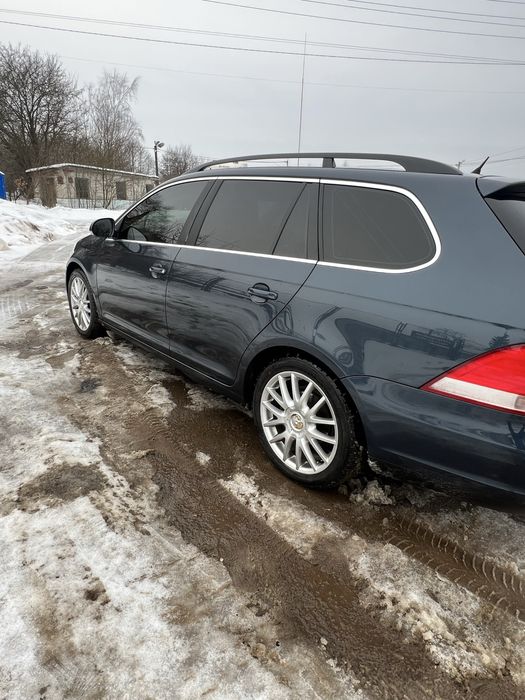 Продам Автомобіль VOLKSWAGEN GOLF 5