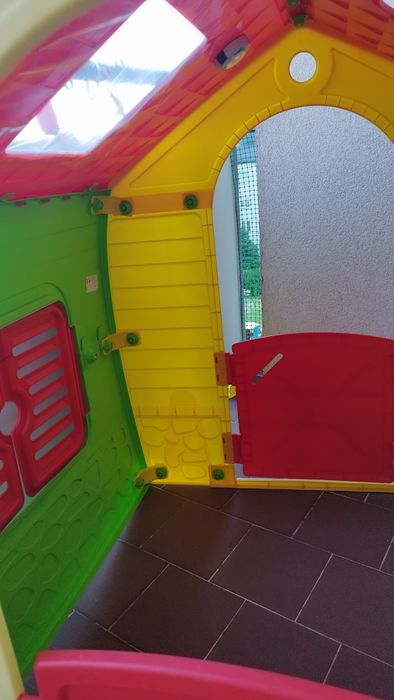 Domek ogrodowy dla dzieci na balkon do ogrodu