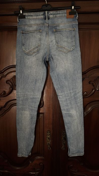 Calças de Ganga Zara Rasgadas Azuis