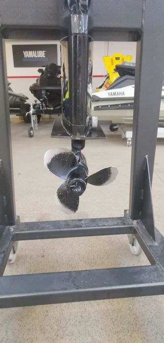 silnik zaburtowy Suzuki DF 6 AS Czarny