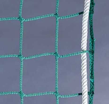 Rede para protecção de campos desportivos