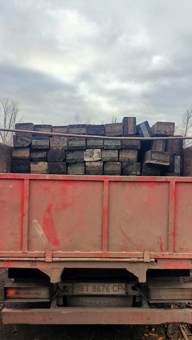 Шпала на дрова и для строительства