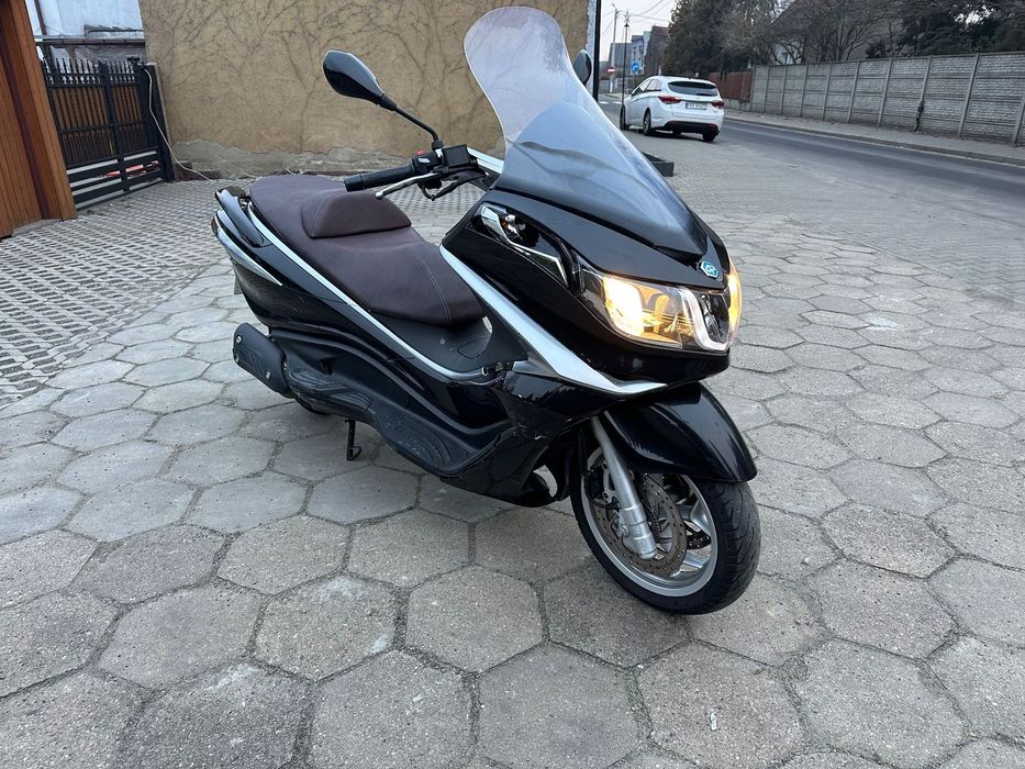 Piaggio X10 Piaggio x10 125 cm3 x9 x8 xevo swing
