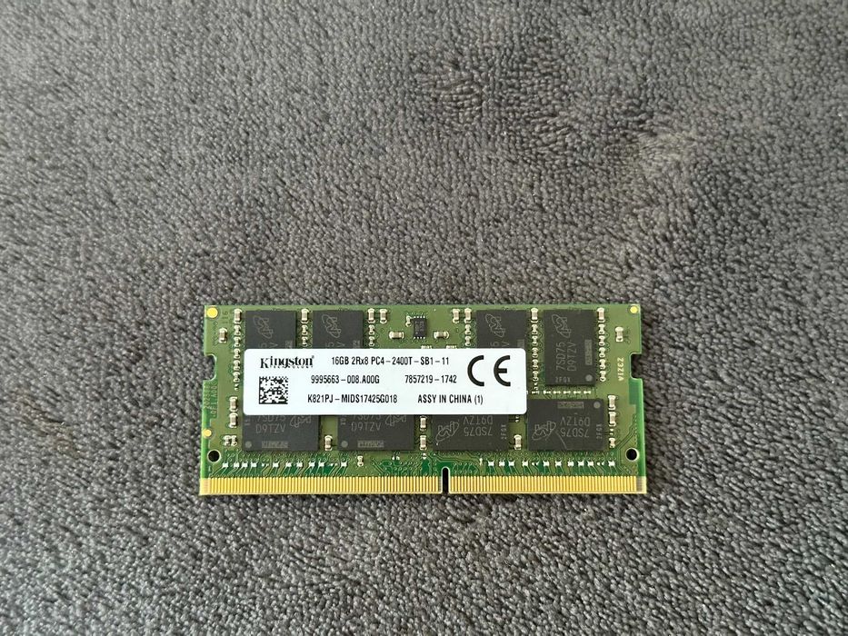 Sprzedam pamięci RAM Kingston 16 GB DDR4 2400 MHz SO-DIMM 2Rx8 OKAZJA !