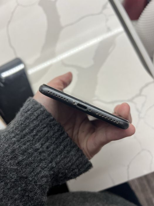 Iphone 8 plus- 64 GB- Desbloqueado