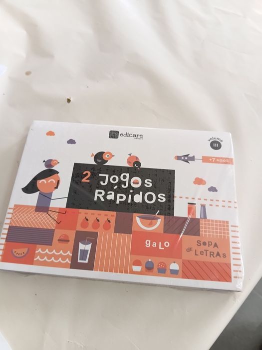 2 livros de jogos rápidos galo e sopa de letras  (embalado)