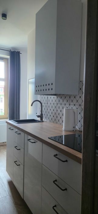 Klimatyczne studio z duszą | Pierwszy najem przy Rynku Łazarskim