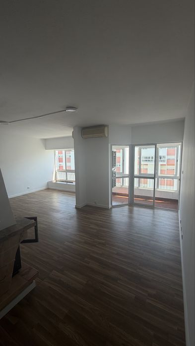 Apartamento t3 duplex em santo antonio dos cavaleiros