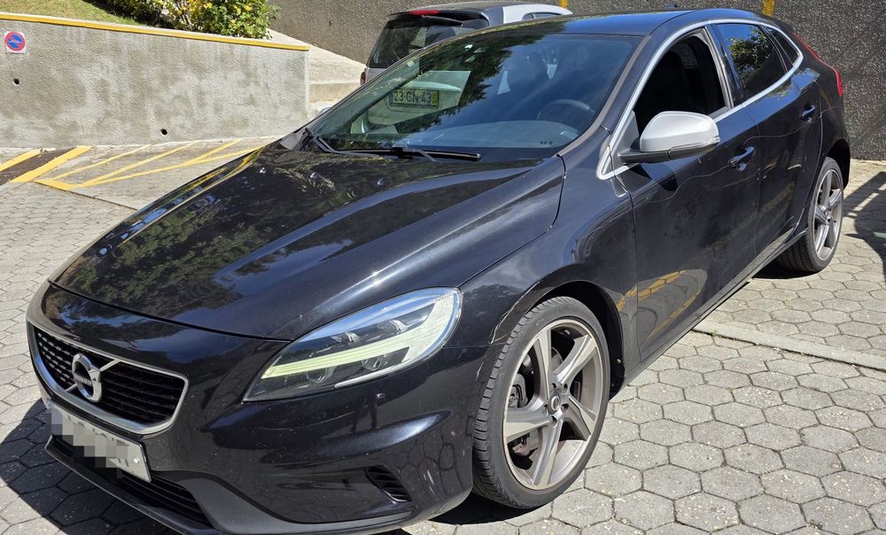 Volvo V40 Rdesign