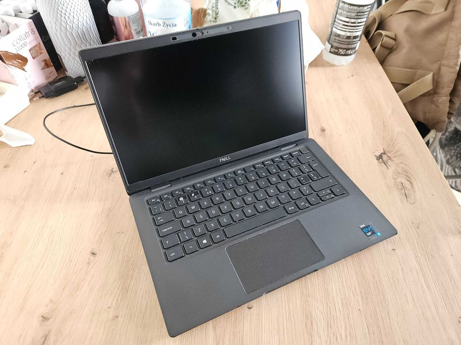 Laptop Dell 7320 i5-1135G7 16GB 128GB SSD 1920x1080 Windows 11 Pro
