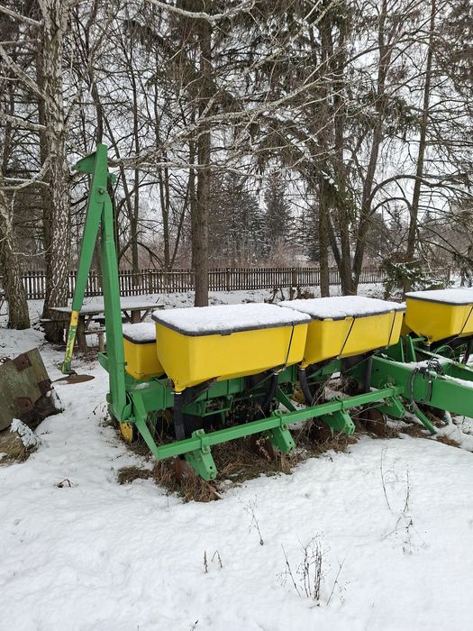 Продам сівалку джон дір7000