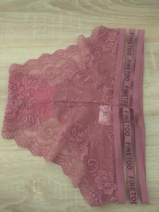 XS/S Finetoo majteczki koronkowe