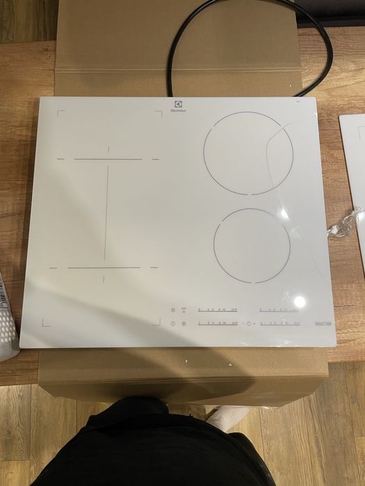 Plyta indukcyjna elektrolux