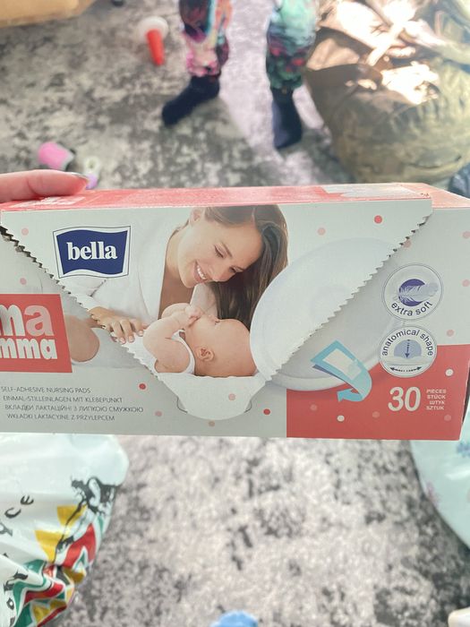 Одяг для вагітних і годуючих