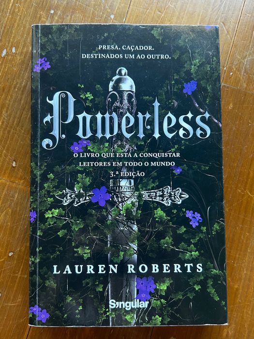 Livros - Coleção Powerless, Lauren Roberts