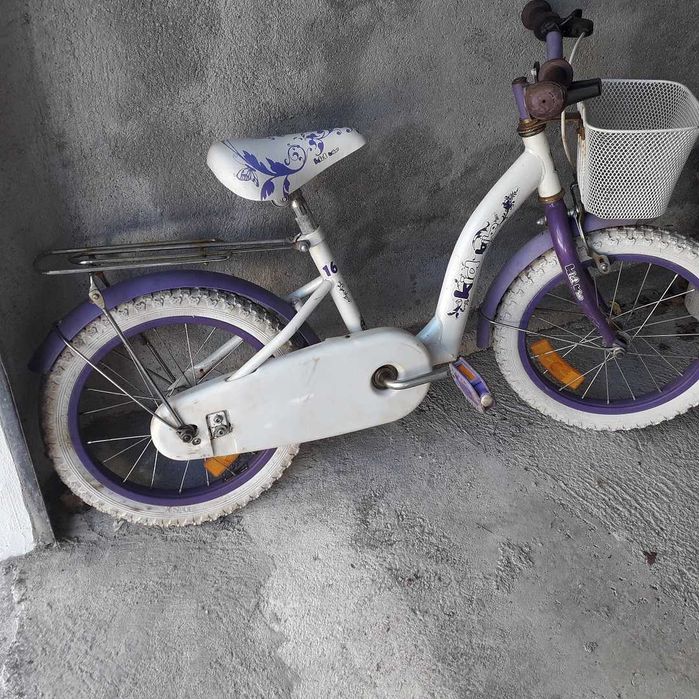 Bicicleta criança para menina em optimo estado