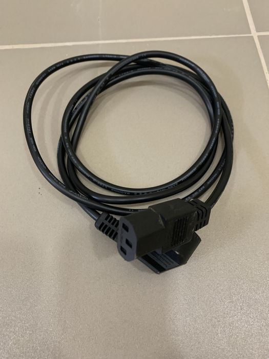 Продам кабель питания ПК