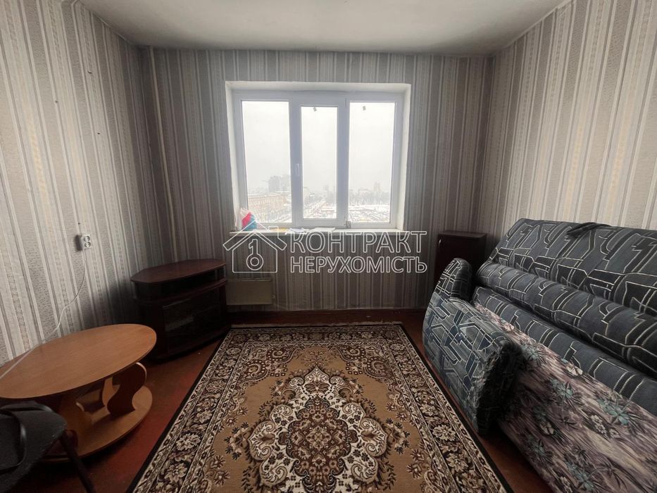 Продам 1 кімнату 12 м2 вул.Молочна Кінний ринок