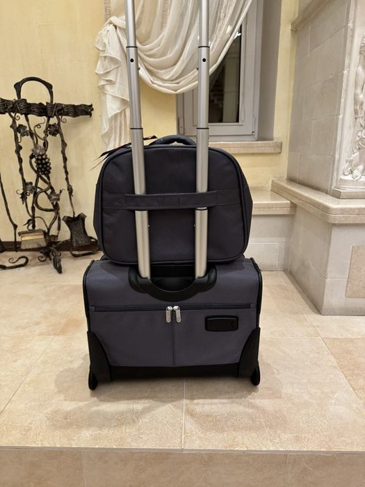 American tourister маленька валіза