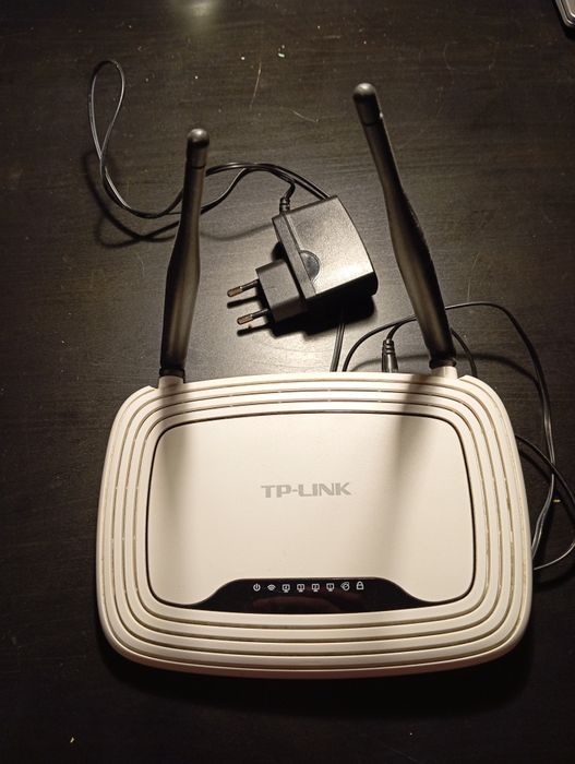 Router TP-link 300Mb/s model tl-wr841n