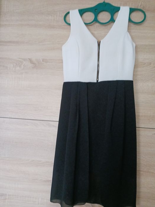 Sukienka damska  na ramiaczkach