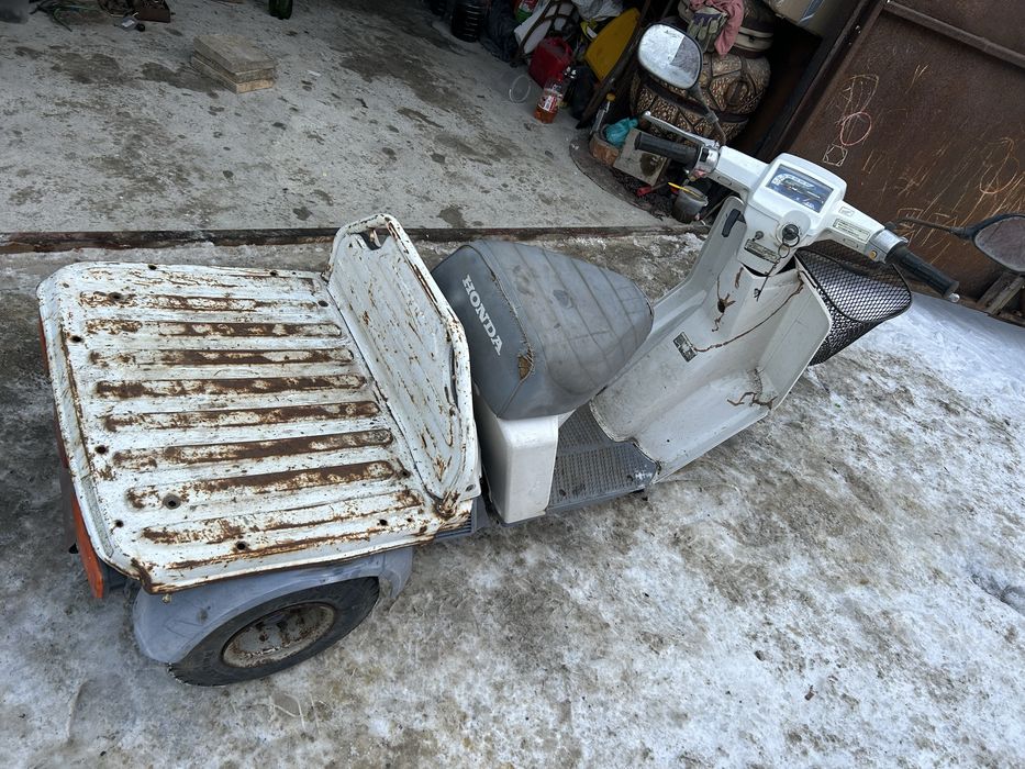 Honda gyro up три колеса