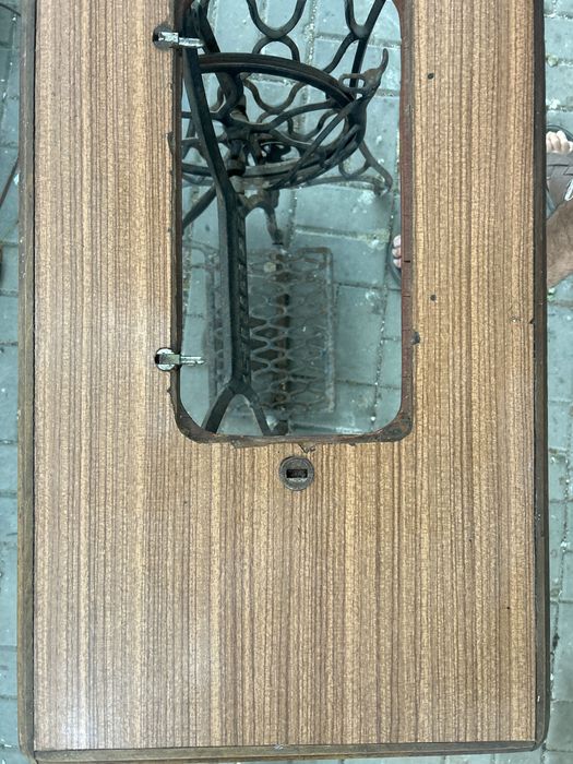 Mesa de Maquina de costura SINGER