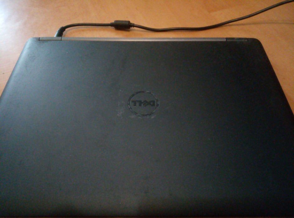 Laptop Dell 8 GB 5450