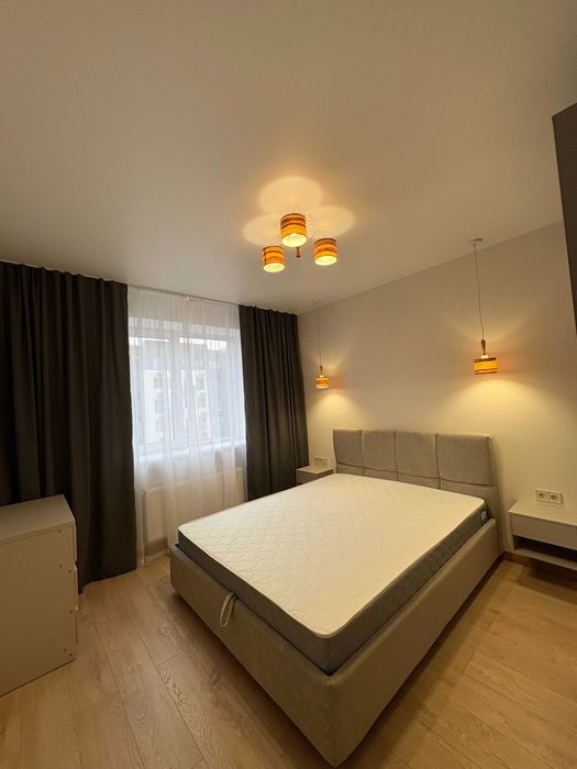 Шикарна квартира з новим ремонтом і технікою. Набережна. Кухня - 19 м.