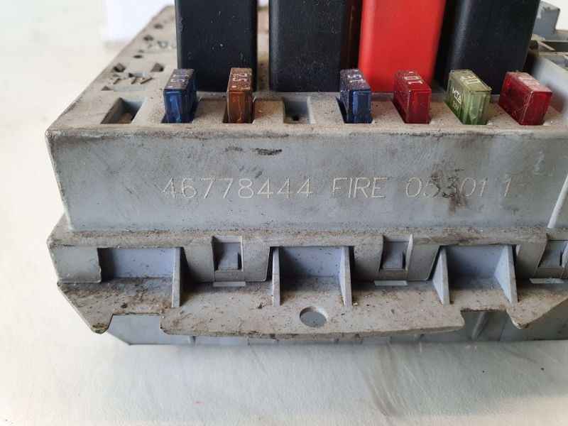 Caixa fusíveis / SAM / BSI FIAT Punto (188_)