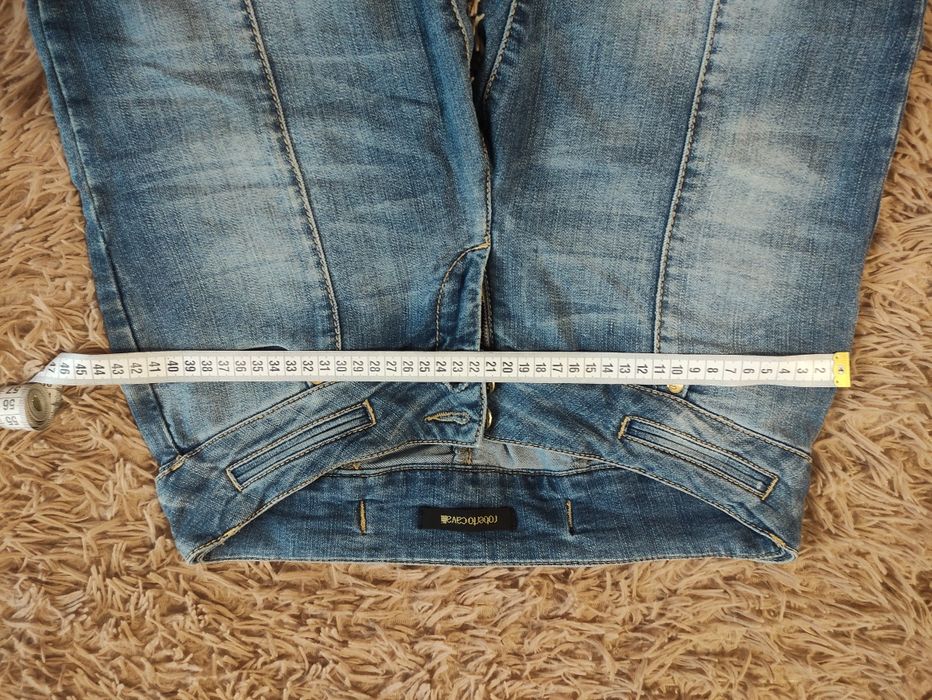 Джинси Roberto cavalli