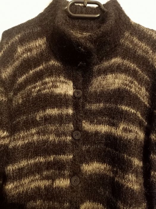 Moherowy czarny sweter