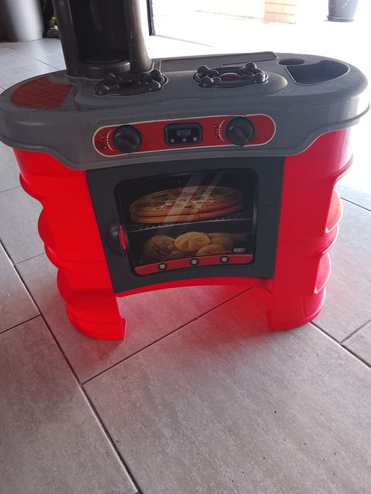 Cozinha e microndas de brincar como nova