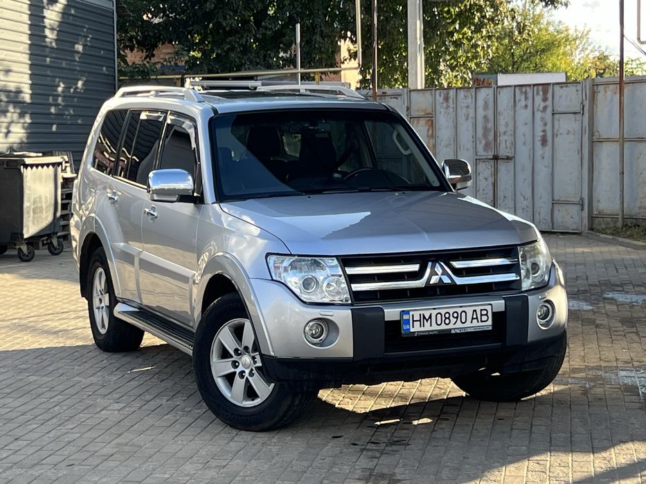 Mitsubishi Pajero Wagon 4 3.0