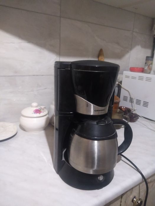 Продам кофеварку