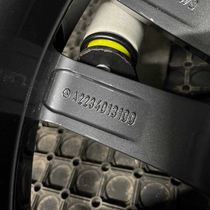 ДИСКИ стан нових оригінал MERCEDES R19 5X112 AUDI A2234013100