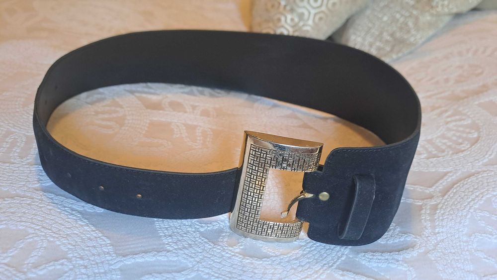 Cinto Preto de Veludo