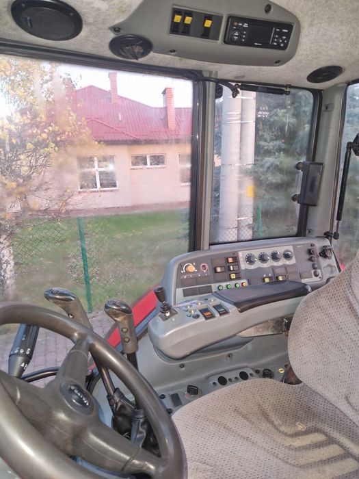 Ciągnik Valtra C120