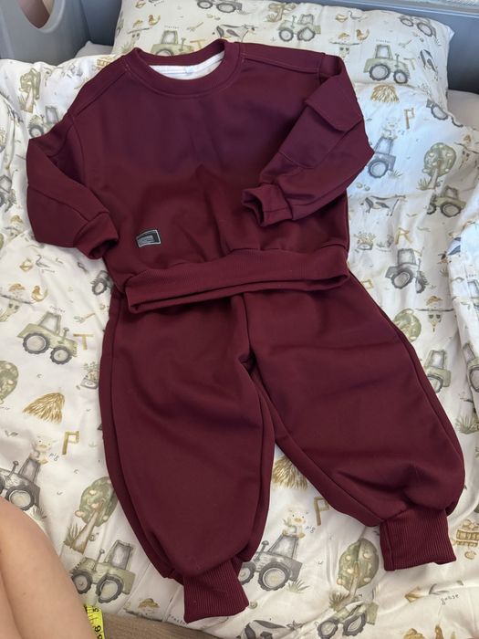 Костюм оверсайз(марсала), новий.