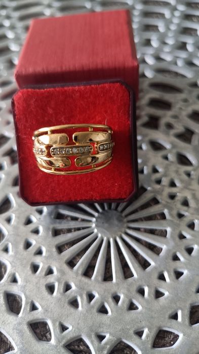 Pierścionek pozłacany