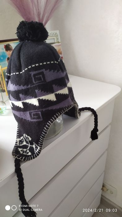 Продам шапку унисекс