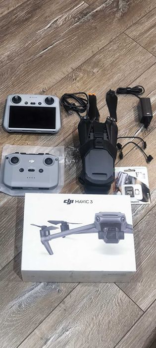 Продам DJI Mavic 3