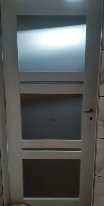 Drzwi  wewnętrzne, prawe 80