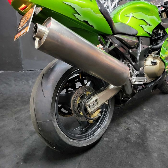 Kawasaki Ninja ZX12-R