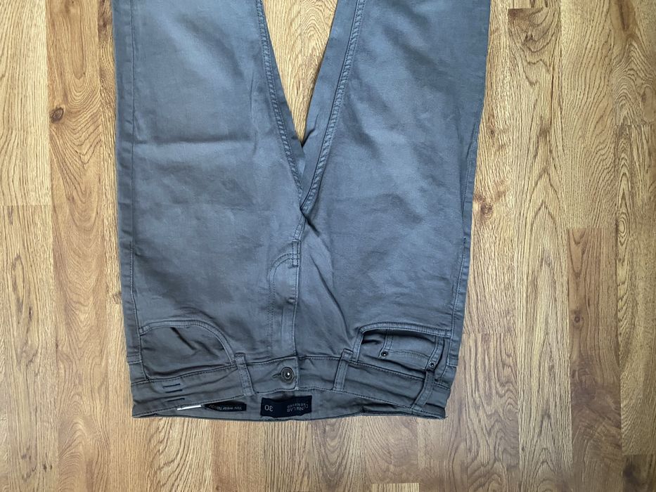 Jeansy damskie Reserved kolor szary