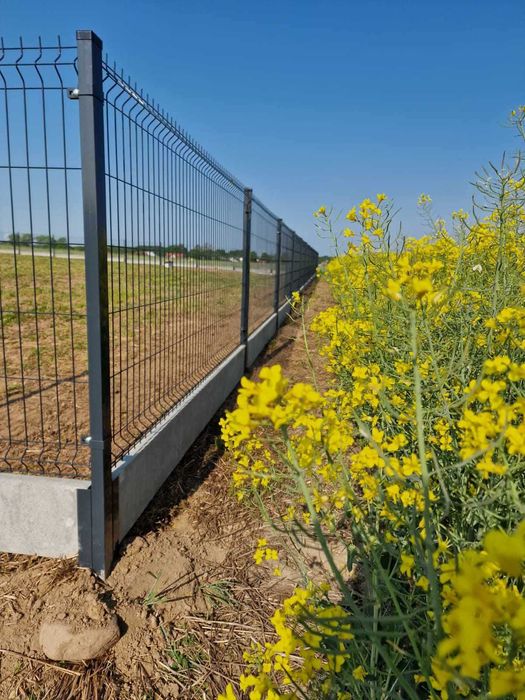 Słupek ogrodzeniowy do paneli 60x40 Ral 7016 grafit czarny zielony