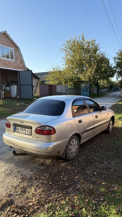 продам автомобіль део ланос