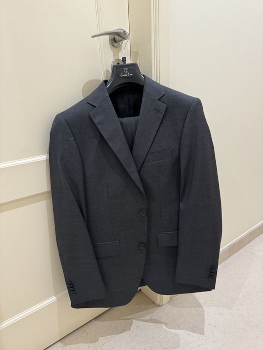 Fato novo Suits Inc tamanho 46