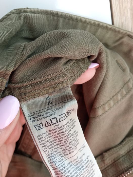 Gap nowe spodenki szorty damskie khaki wysoki stan 44/46