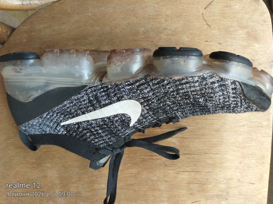Продам кросівки Nike